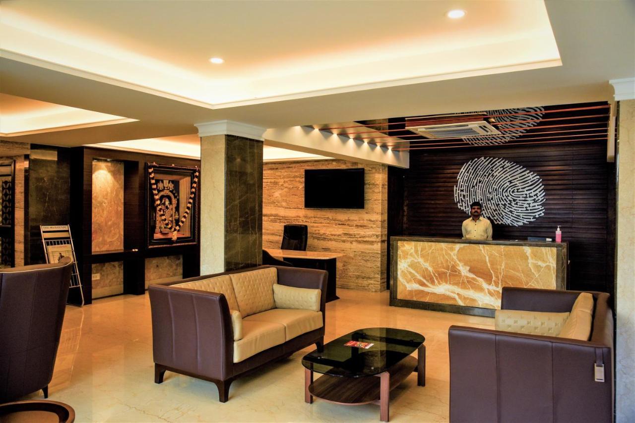 The Saibaba Hotel Chennai Exterior photo